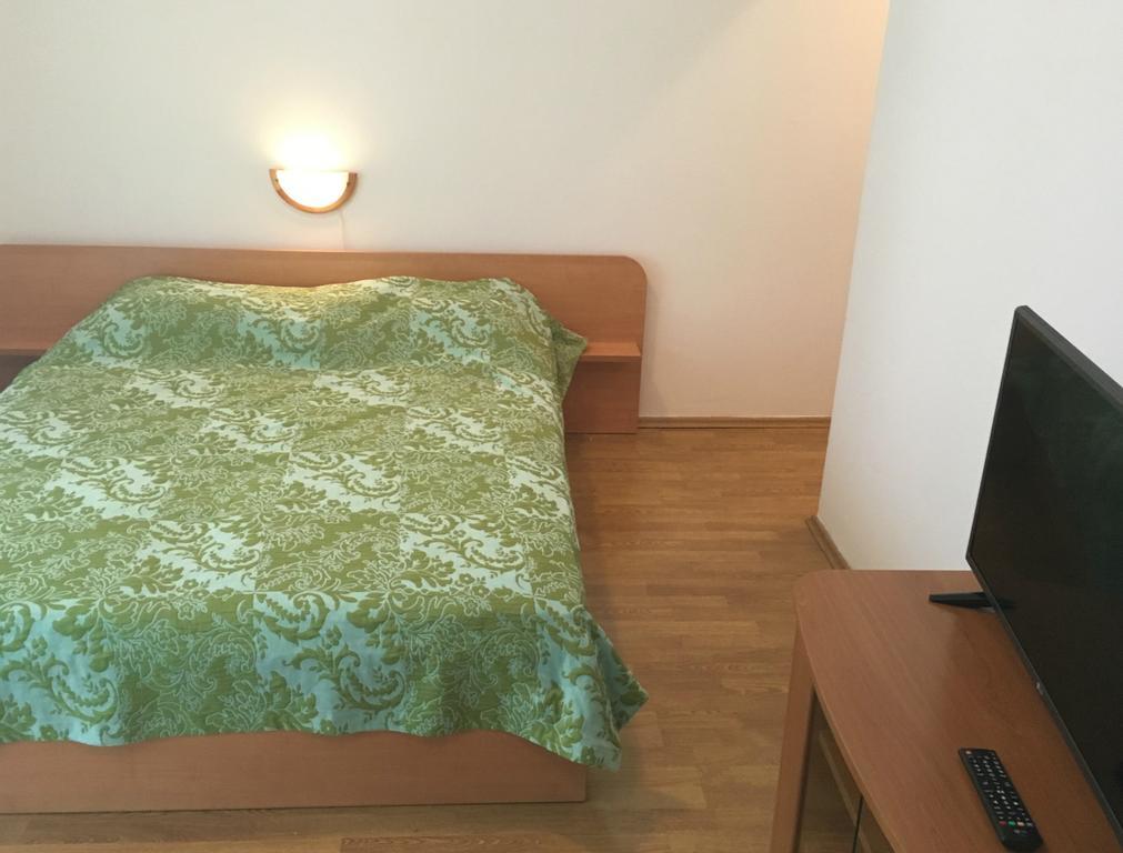 Apartman Frane Krk Town Exterior foto